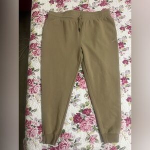 BCG Men's Khaki Jogger Pants